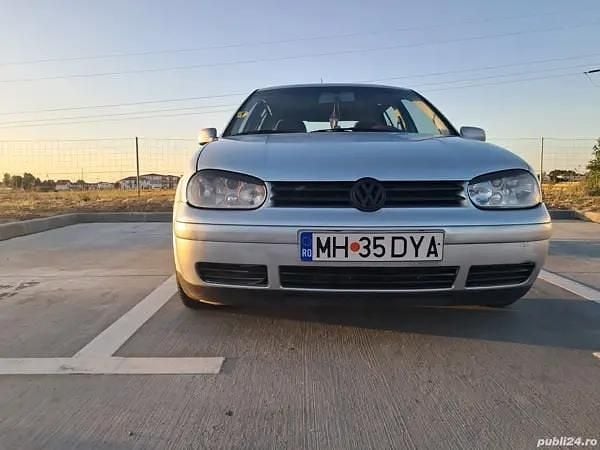 Utilizat 2003 VW Golf IV Hatchback | 1.000 EUR (Preț bun) - Imagine 1/4