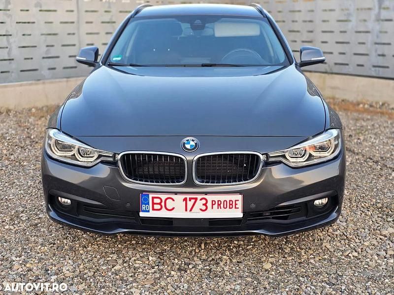 Culoaregri Utilizat 2016 BMW 320 Advantage Break | 12.500 EUR (Preț bun) - Imagine 1/4