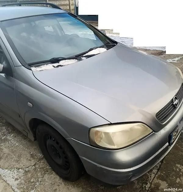 Second-hand Opel Astra 76 CP (55 kW) 2008 Gri Break