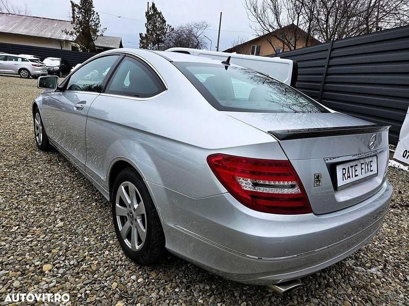 Second-hand Mercedes C220 170 CP (125 kW) 2012 Culoareargint Coupe