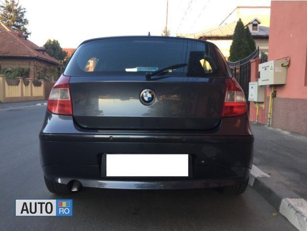 Second-hand BMW 120 Sport Line 163 CP (119 kW) 2006 Gri metalizat Hatchback