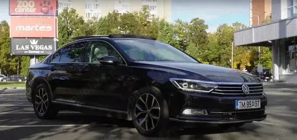 Utilizat 2016 VW Passat Highline Berlinǎ | 19.350 EUR - Imagine 1/4