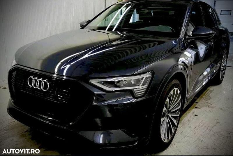 Second-hand Audi e-tron S-Line 300 kW (408 CP) 2019 Culoaregri SUV