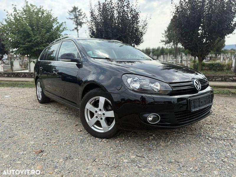 Culoarenegru Utilizat 2010 VW Golf VI Highline Hatchback | 3.990 EUR (Preț bun) - Imagine 1/4