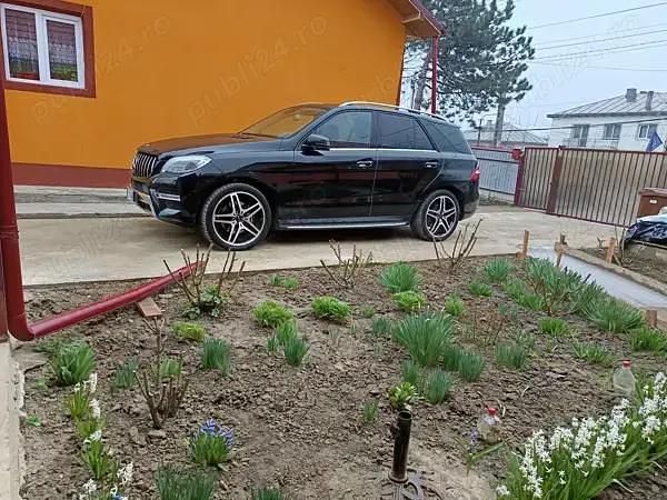 Utilizat 2015 Mercedes ML230 SUV | 14.500 EUR - Imagine 1/4