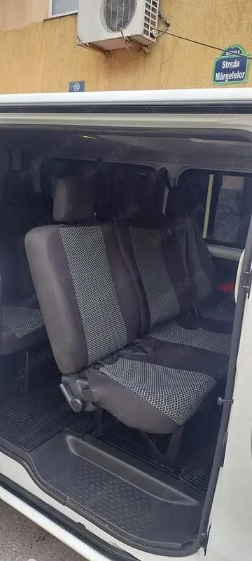 Second-hand Opel Vivaro 120 CP (88 kW) 2019 Alb Monovolum