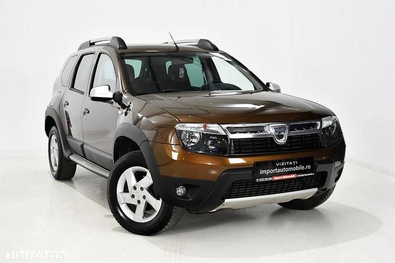 Culoaremaro Utilizat 2012 Dacia Duster Lauréate SUV | 6.490 EUR (Preț OK) - Imagine 1/4