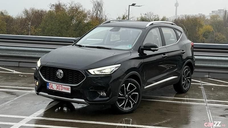 Negru Utilizat 2022 MG ZS SUV | 13.200 EUR (Preț bun) - Imagine 1/4