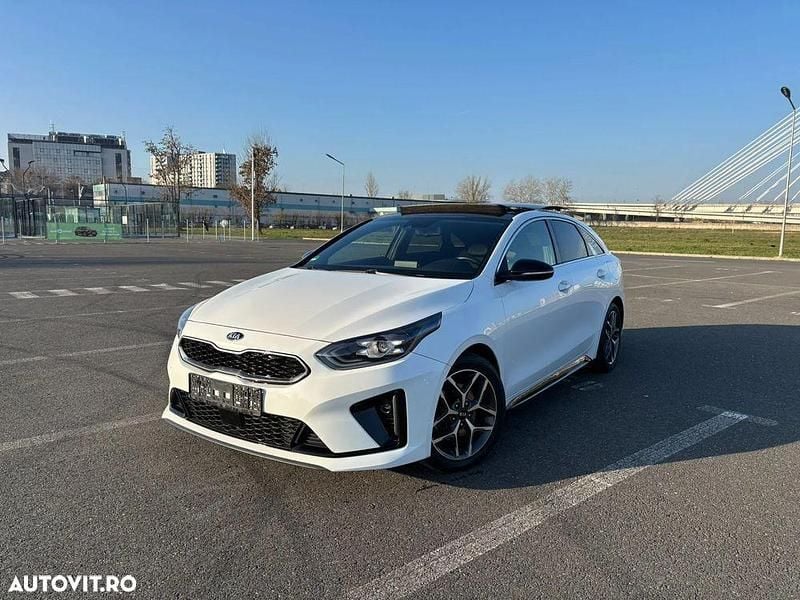 Culoarealb Second-hand 2022 Kia ProCeed GT-Line Break | 11.960 EUR - Imagine 1/4