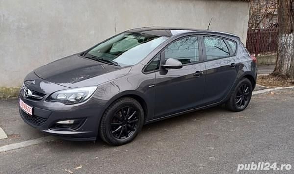 Second-hand Opel Astra 116 CP (85 kW) 2014 Hatchback