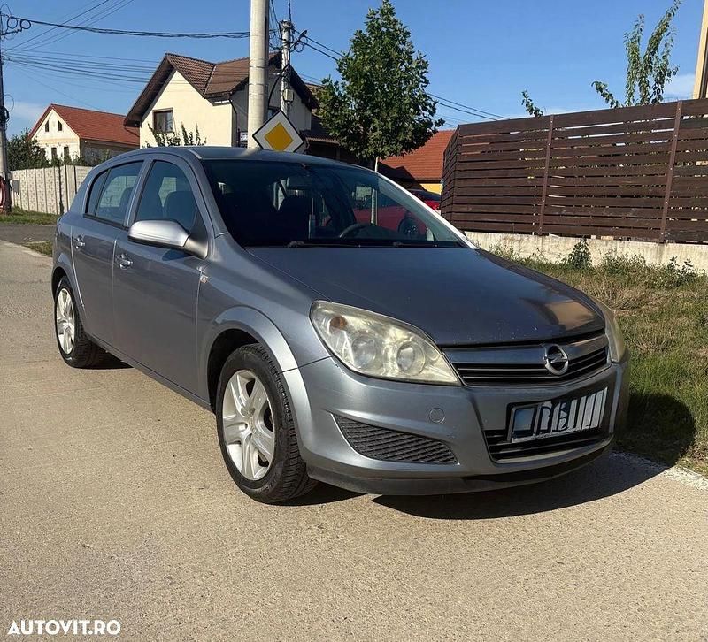 Culoaregri Utilizat 2009 Opel Astra | 2.300 EUR (Preț OK) - Imagine 1/4