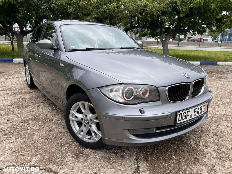 Culoaregri Utilizat 2009 BMW 118 Hatchback | 4.300 EUR (Preț OK) - Imagine 1/4