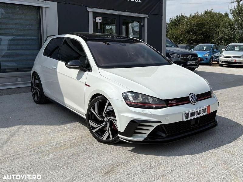 Culoarealb Utilizat 2017 VW Golf GTI Coupe | 21.980 EUR - Imagine 1/4