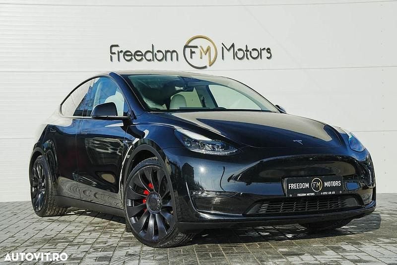 Second-hand Tesla Model Y 392 kW (534 CP) 2023 Culoarenegru SUV