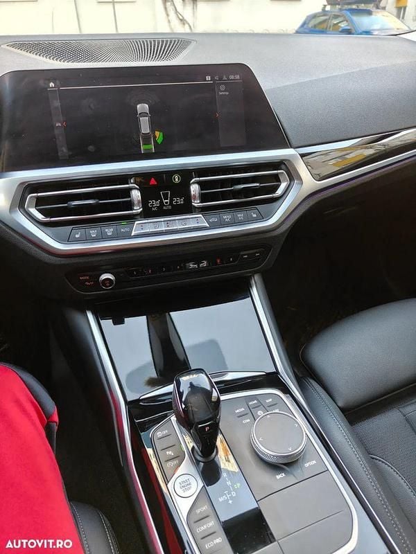 Second-hand BMW 318 Sport Line 156 CP (114 kW) 2021 Culoarealb Break