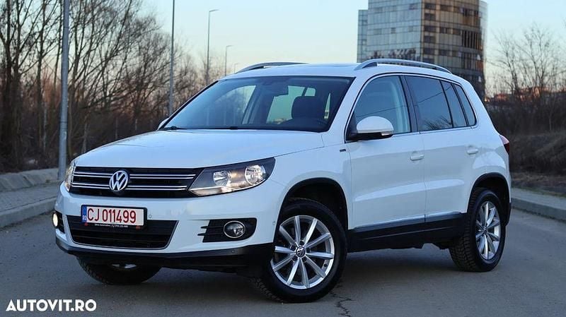 Second-hand VW Tiguan LOUNGE 140 CP (102 kW) 2015 Culoarealb SUV
