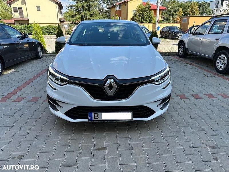 Culoarealb Utilizat 2022 Renault Mégane IV Zen Berlinǎ | 15.500 EUR (Preț OK) - Imagine 1/4