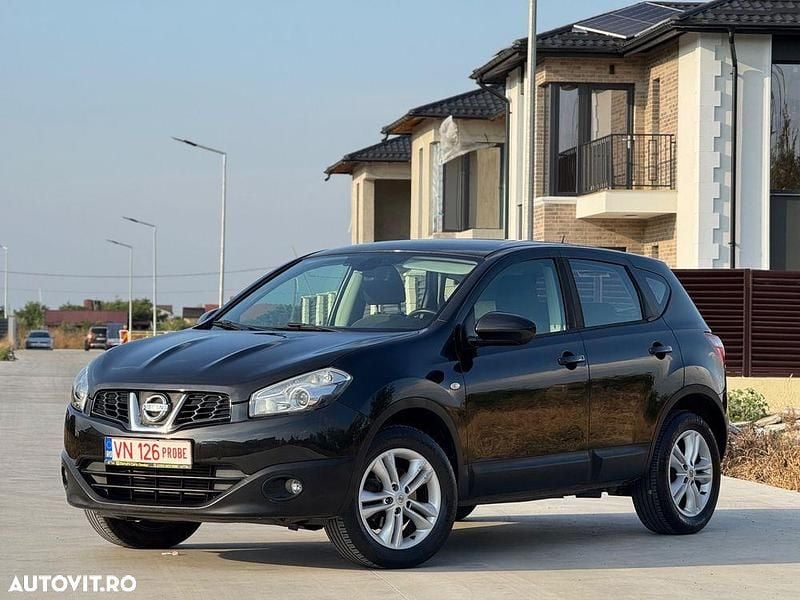 Culoarenegru Utilizat 2013 Nissan Qashqai SUV | 6.490 EUR (Preț bun) - Imagine 1/4