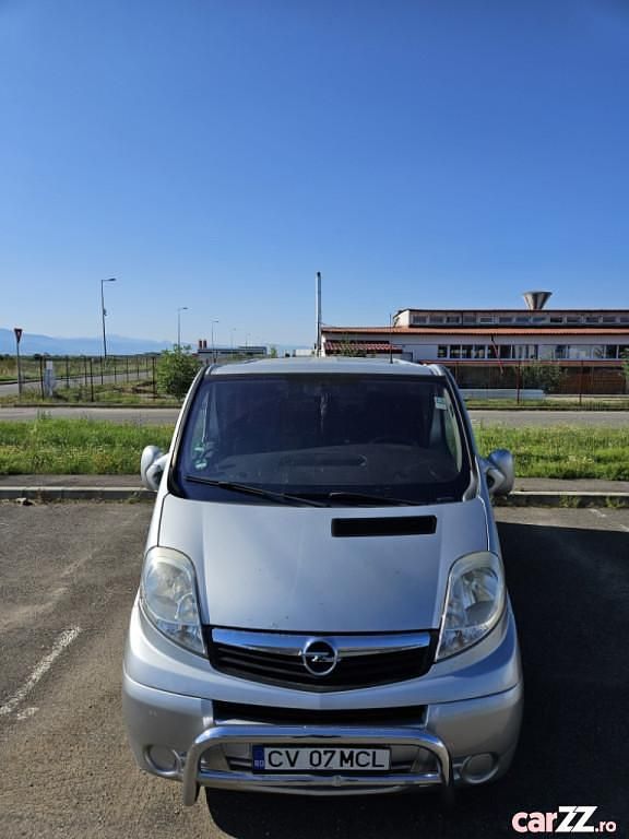 Utilizat 2006 Opel Vivaro Exklusiv Van | 5.500 EUR - Imagine 1/4