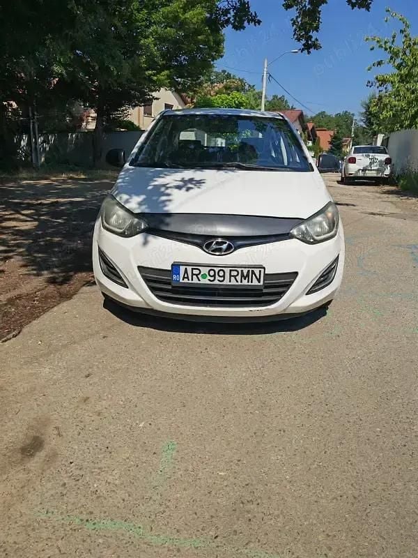 Utilizat 2013 Hyundai i20 Hatchback | 2.890 EUR (Super Preț) - Imagine 1/4