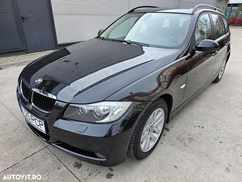 Culoarenegru Utilizat 2008 BMW 320 Exclusive Break | 4.490 EUR (Preț OK) - Imagine 1/4