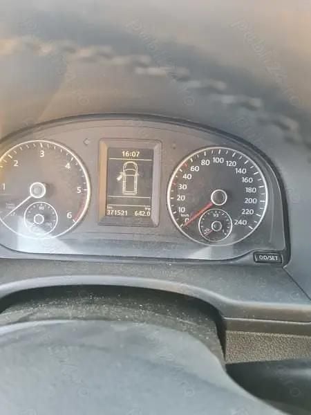 Utilizat 2012 VW Caddy Monovolum | 3.000 EUR (Super Preț) - Imagine 1/4