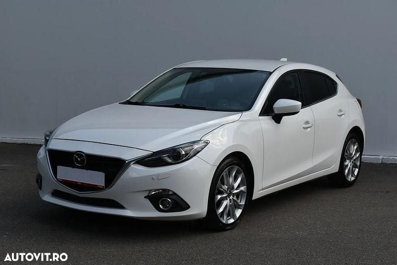 Alb Utilizat 2014 Mazda 3 Exclusive-Line Hatchback | 8.900 EUR (Preț OK) - Imagine 1/4