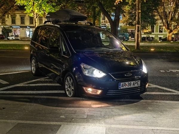 Negru Utilizat 2013 Ford Galaxy Monovolum | 9.900 EUR - Imagine 1/4