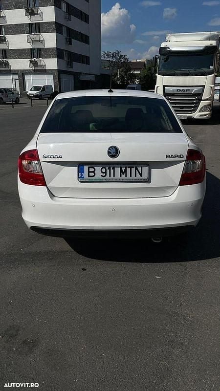 Second-hand Skoda Rapid Active 90 CP (66 kW) 2016 Culoarealb Hatchback