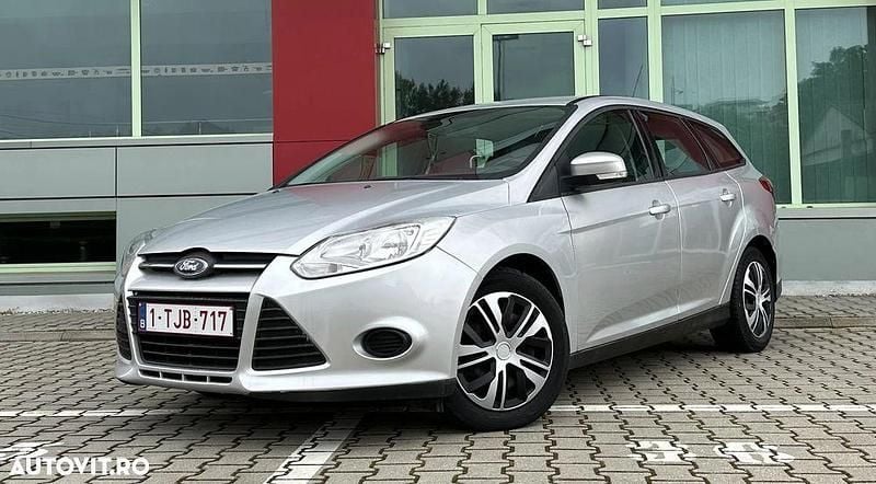 Argint Utilizat 2012 Ford Focus Break | 3.699 EUR (Preț bun) - Imagine 1/4