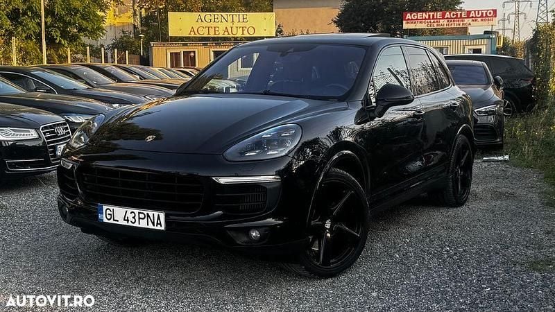 Negru Utilizat 2017 Porsche Cayenne S SUV | 26.770 EUR (Preț OK) - Imagine 1/4