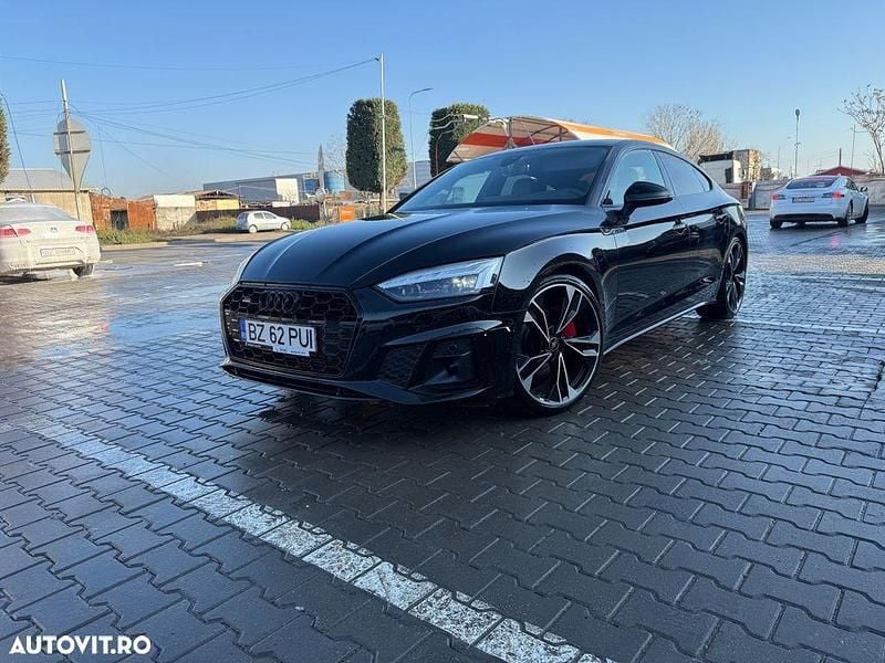 Second-hand Audi A5 Sportback S-Line 265 CP (194 kW) 2022 Culoarenegru Hatchback