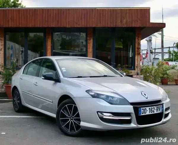 Utilizat 2015 Renault Laguna III Berlinǎ | 5.650 EUR (Preț OK) - Imagine 1/4