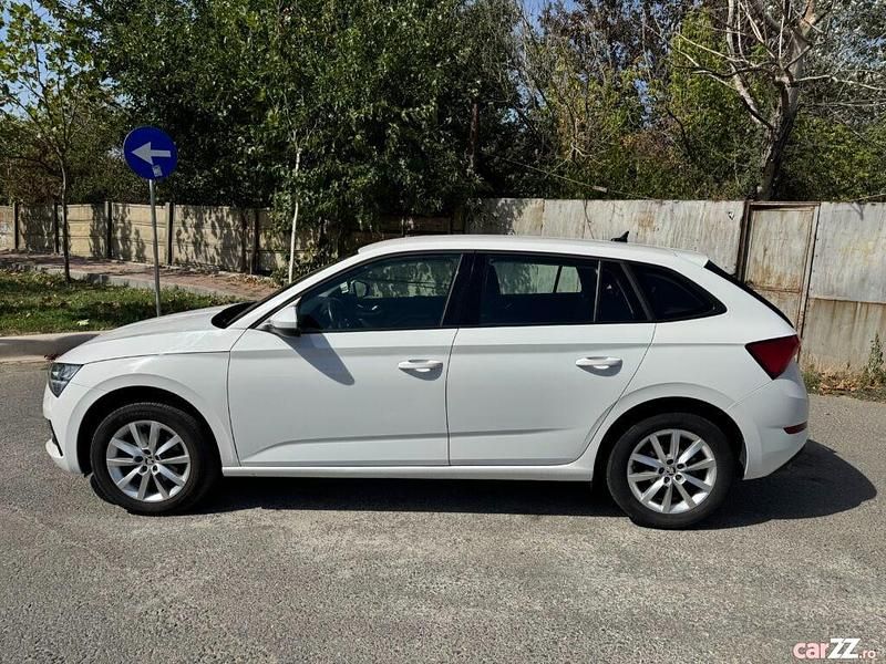 Second-hand Skoda Scala Ambition 110 CP (80 kW) 2022 Culoarealb Hatchback