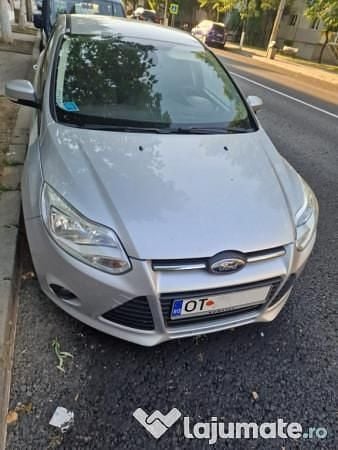 Utilizat 2012 Ford Focus Hatchback | 6.500 EUR (Preț OK) - Imagine 1/4