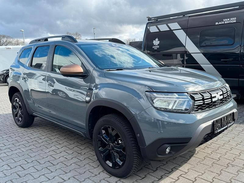 Utilizat 2024 Dacia Duster Extreme SUV | 26.308 EUR (Puțin scump) - Imagine 1/1
