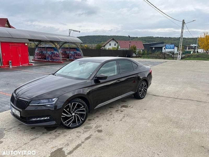 Culoaremaro Utilizat 2021 Skoda Superb Style Berlinǎ | 24.900 EUR (Scump) - Imagine 1/4