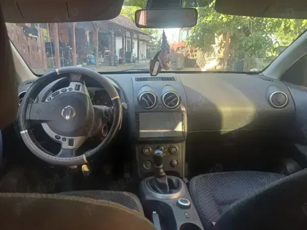 Utilizat 2007 Nissan Qashqai SUV | 4.500 EUR (Preț OK) - Imagine 1/4