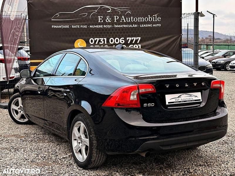 Second-hand Volvo S60 Momentum 115 CP (84 kW) 2012 Culoarenegru Berlinǎ