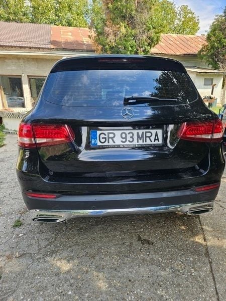 Second-hand Mercedes GLC220 170 CP (125 kW) 2018 Negru SUV