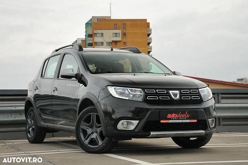 Culoarenegru Utilizat 2018 Dacia Sandero Prestige Hatchback | 6.590 EUR (Preț bun) - Imagine 1/4