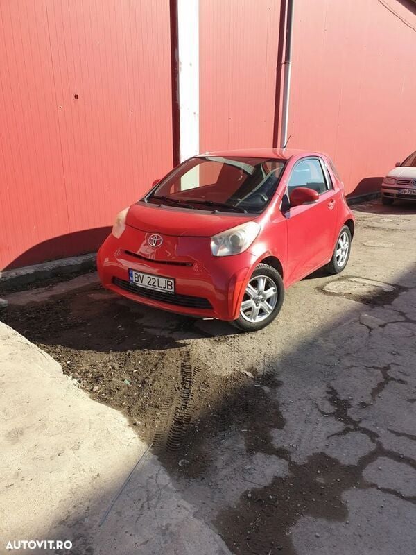 Rosu Utilizat 2009 Toyota iQ Hatchback | 2.500 EUR - Imagine 1/4