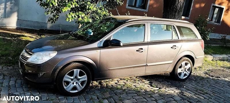 Culoaregri Utilizat 2008 Opel Astra Enjoy Break | 1.500 EUR (Preț bun) - Imagine 1/4