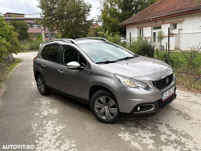 Culoareargint Utilizat 2017 Peugeot 2008 Active SUV | 9.500 EUR (Preț bun) - Imagine 1/4