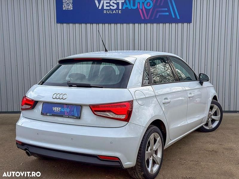 Second-hand Audi A1 Premium 90 CP (66 kW) 2018 Culoarealb Hatchback