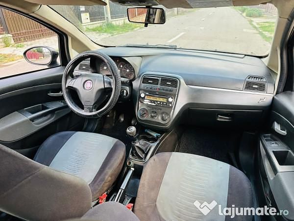 Second-hand Fiat Punto 2010 Hatchback