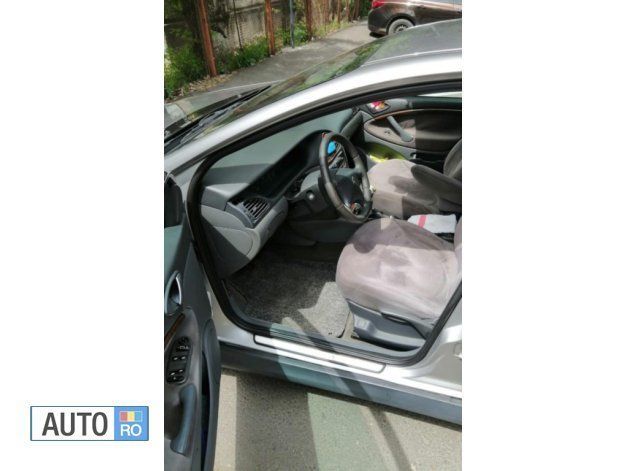 Argint Utilizat 2001 Citroën C5 Berlinǎ | 2.000 EUR - Imagine 1/4