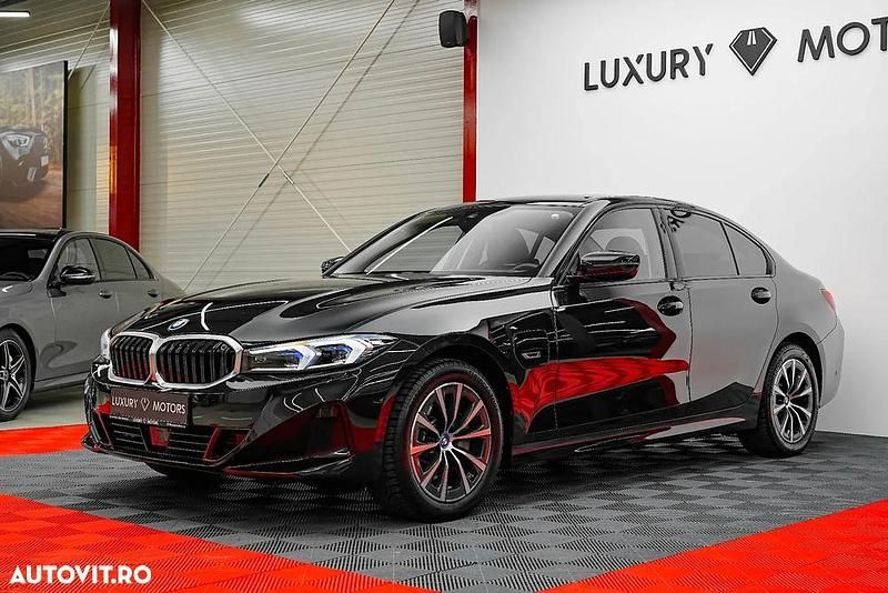 Culoarenegru Utilizat 2023 BMW 320e Sport Line Berlinǎ | 33.880 EUR (Preț OK) - Imagine 1/4