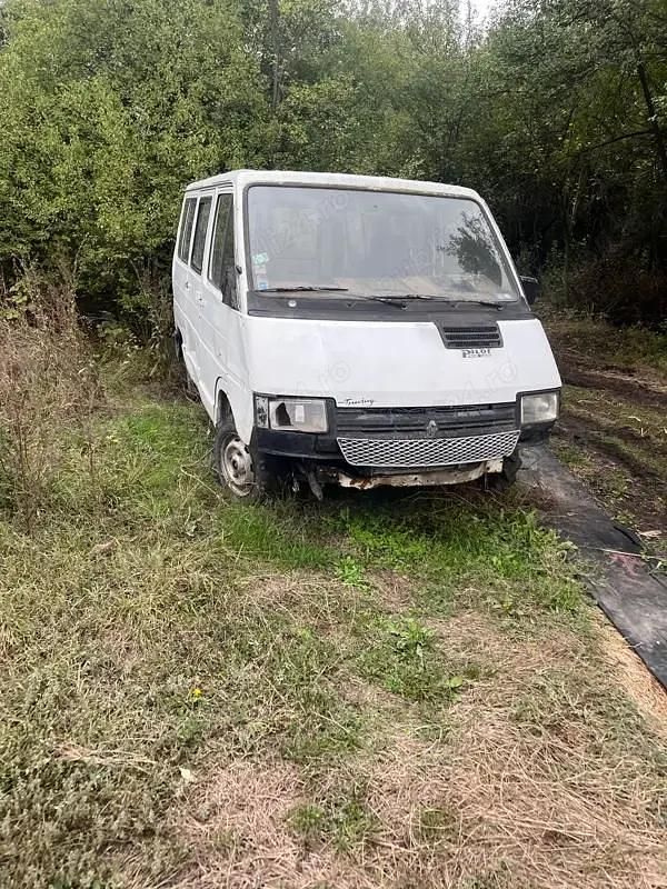 Utilizat 1996 Renault Trafic Van | 3.000 EUR - Imagine 1/3