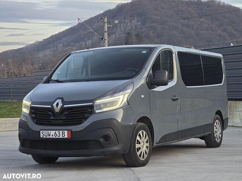 Culoaregri Utilizat 2019 Renault Trafic Authentique Monovolum | 12.300 EUR (Preț bun) - Imagine 1/4